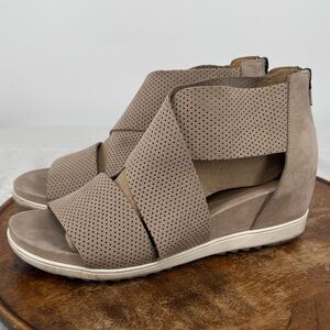 Eileen Fisher Sandals Wm 11 Voice Wedge Taupe Perforated Suede Criss Cross